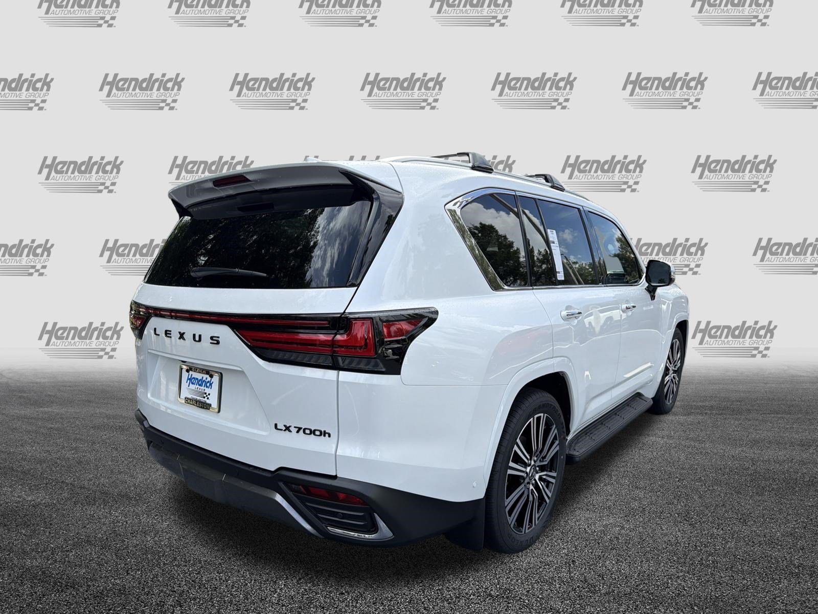 New 2026 Lexus LX 700h Luxury AWD/4WD image 9