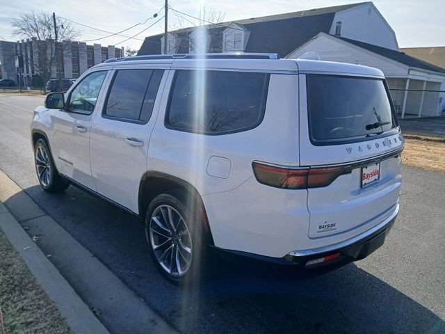 Used 2023 Jeep Wagoneer Series III w/ Premium Group I image 14