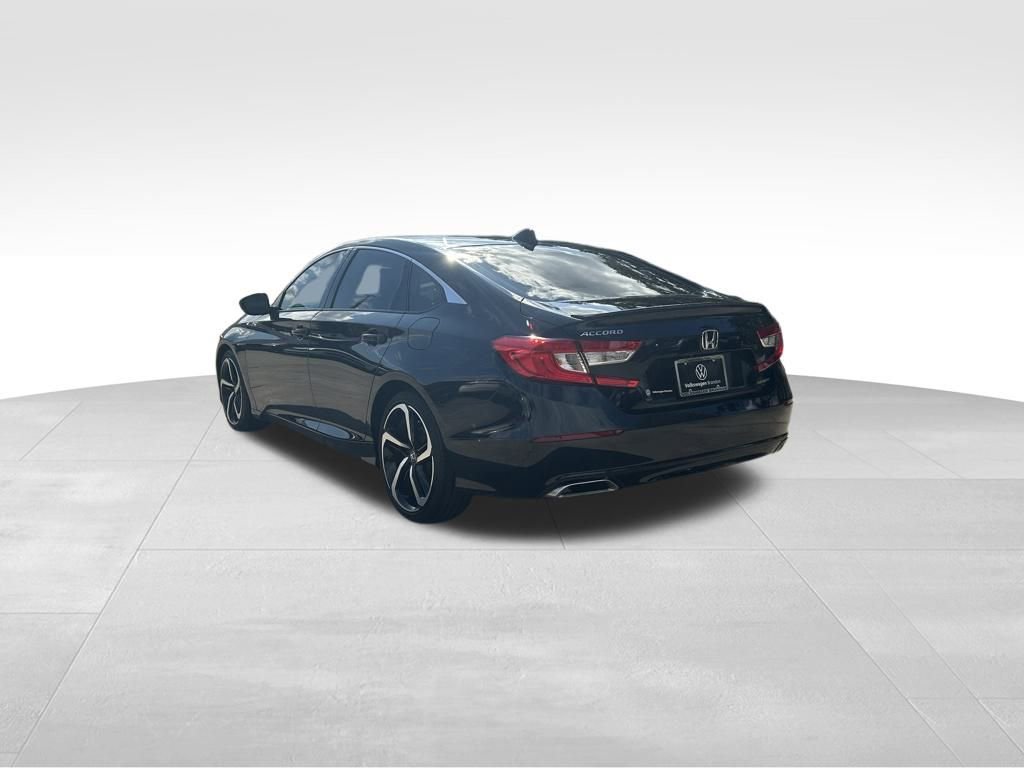 Used 2022 Honda Accord Sport image 3