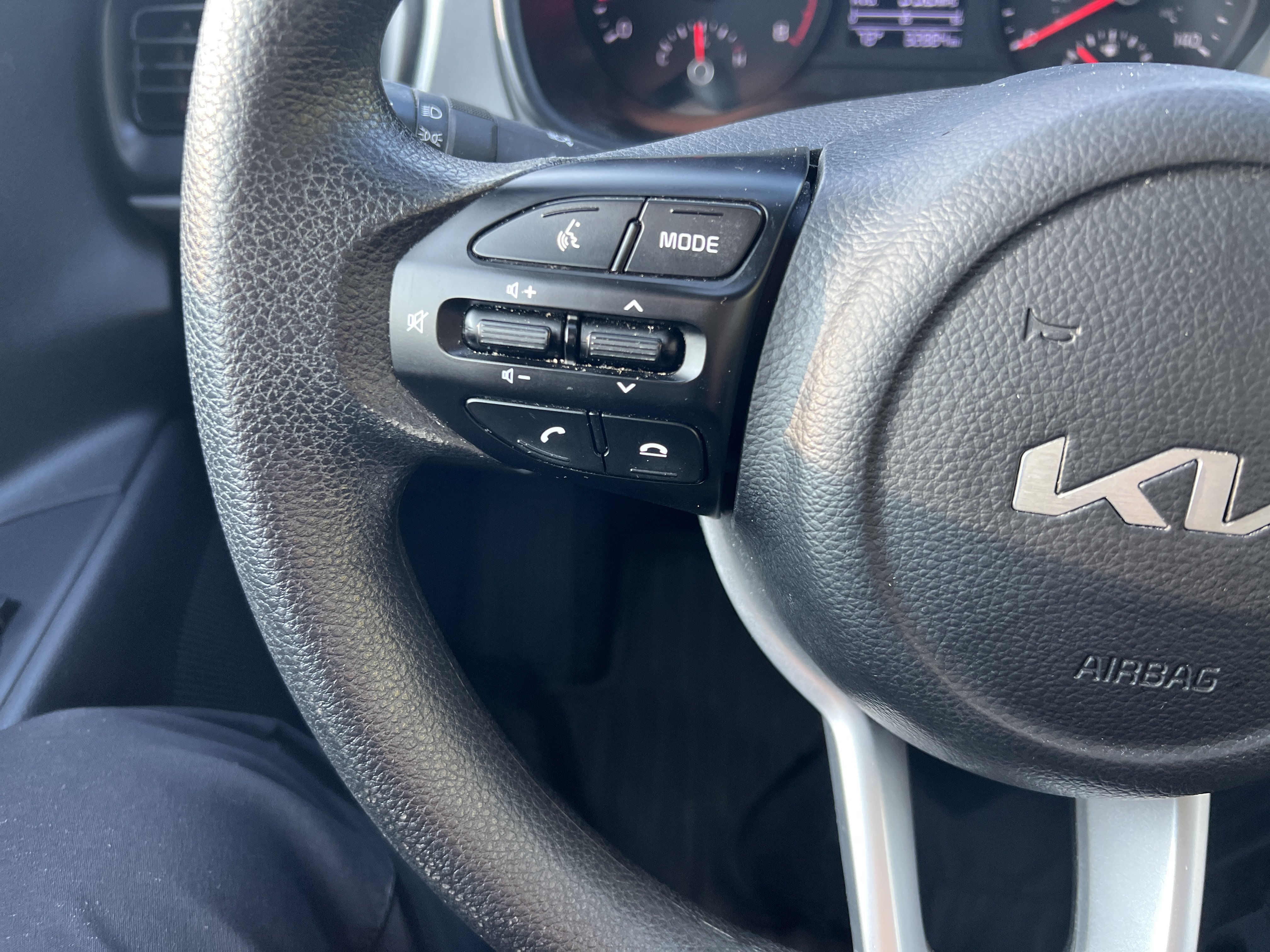 Used 2023 Kia Rio LX FWD image 13
