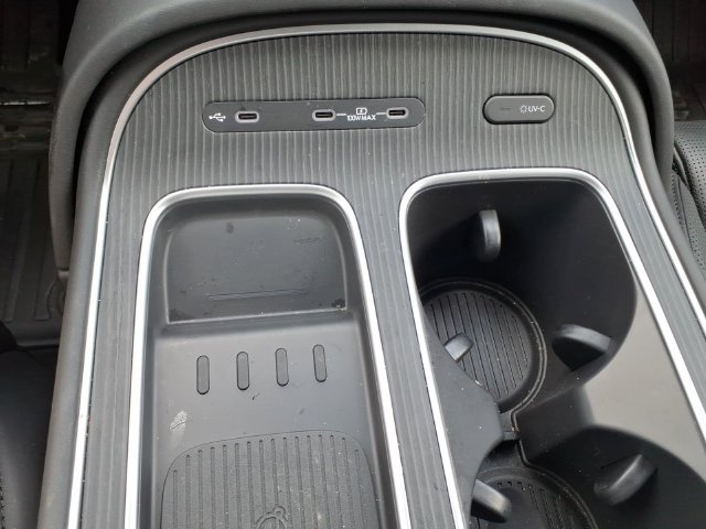 Used 2026 Hyundai Palisade Calligraphy FWD image 26