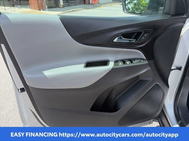 Used 2021 Chevrolet Equinox LS w/ LS Convenience Package AWD/4WD image 6