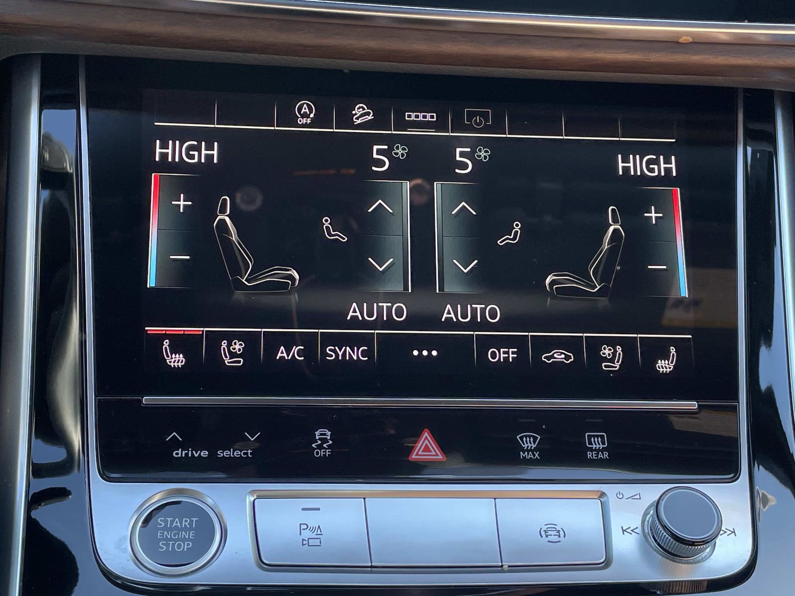 Used 2025 Audi Q7 3.0T Premium Plus w/ Premium Plus Package image 30