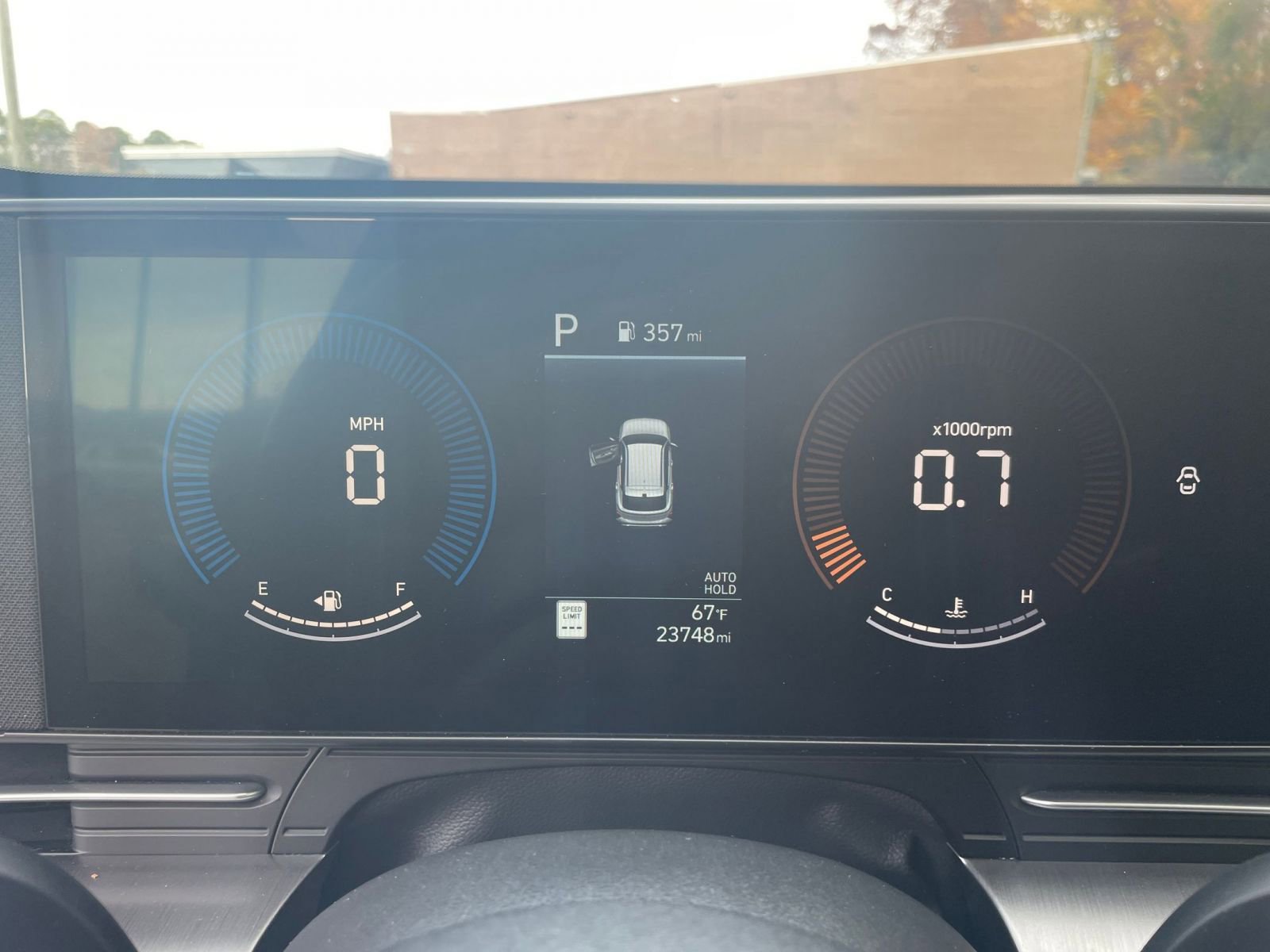 Used 2025 Hyundai Kona SEL image 36