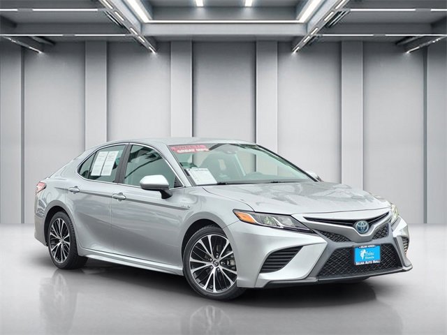 Used 2019 Toyota Camry SE