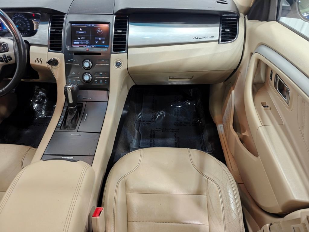 Used 2013 Ford Taurus SEL image 24