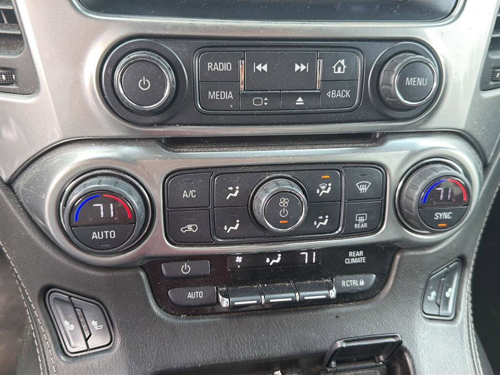 Used 2018 Chevrolet Suburban LT AWD/4WD image 13