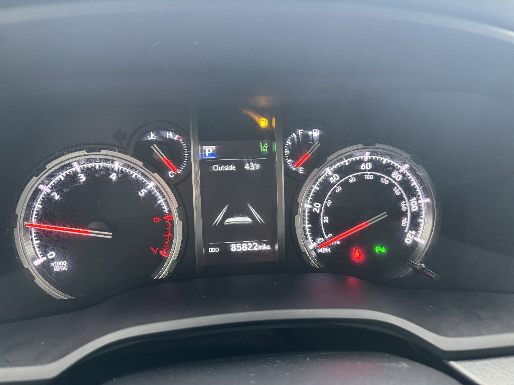 Used 2022 Toyota 4Runner Limited image 14