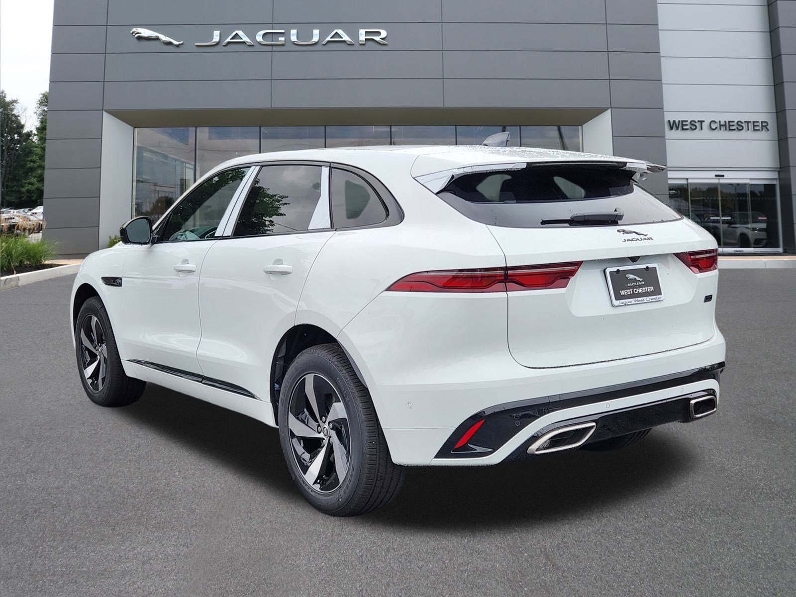 New 2026 Jaguar F-PACE R-Dynamic S image 3