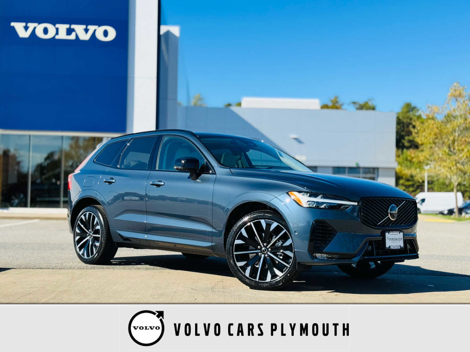 New 2026 Volvo XC60 B5 Ultra w/ Protection Package Premier image 1