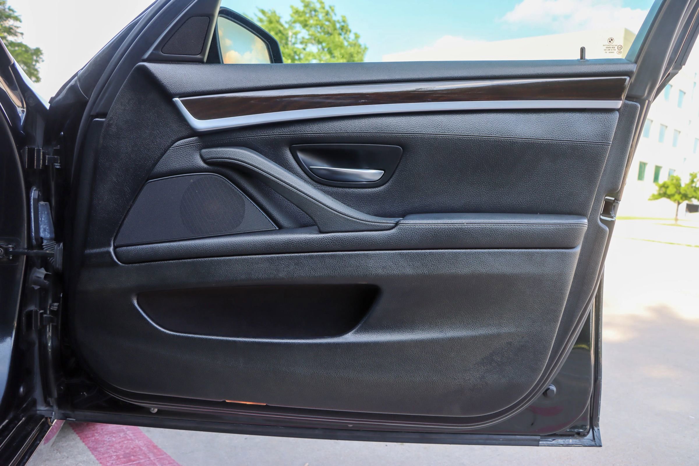 Used 2013 BMW 528i Sedan image 10