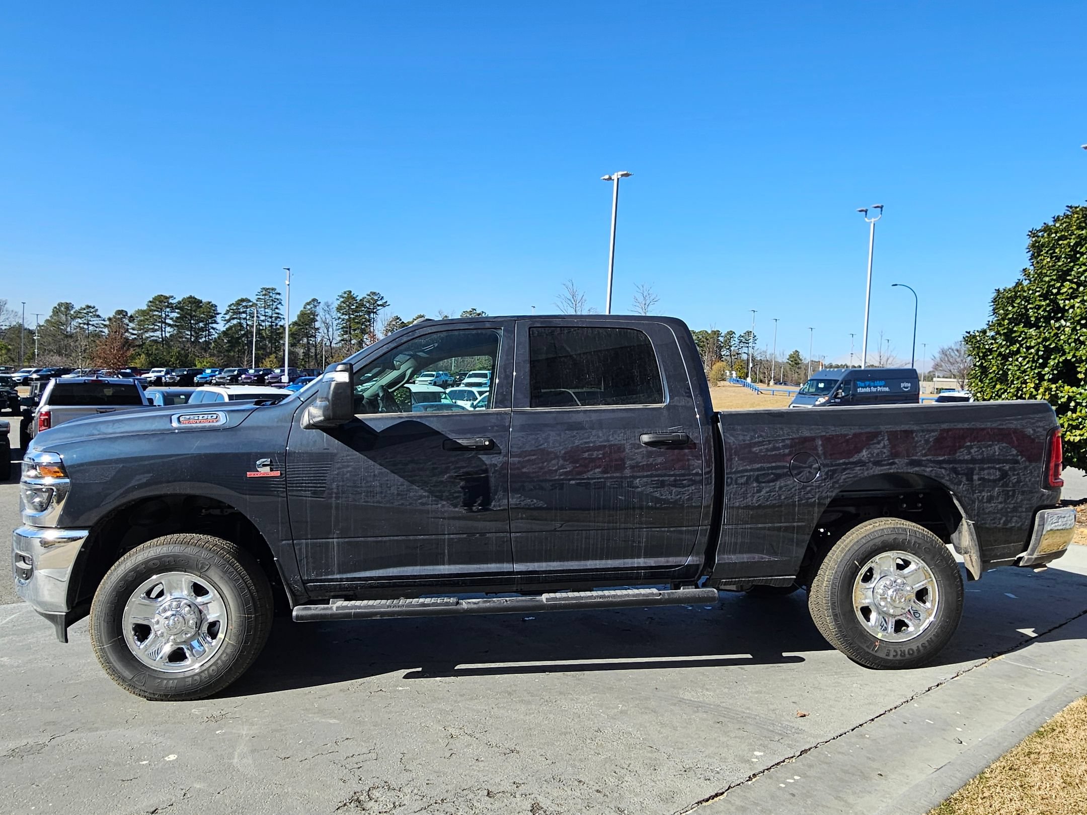 New 2026 RAM 2500 Tradesman AWD/4WD image 4
