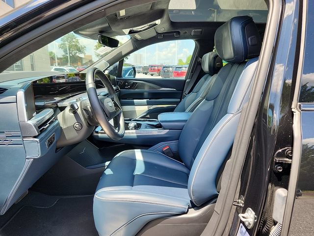 Certified 2025 Cadillac Escalade IQ Luxury 2 w/ LPO, Premium Carpet Package AWD/4WD image 13