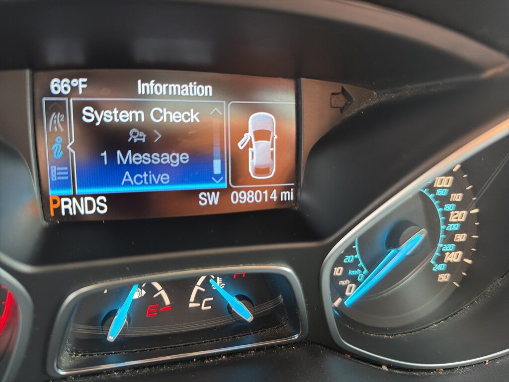 Used 2015 Ford Escape Titanium w/ Canadian Touring Package AWD/4WD image 26