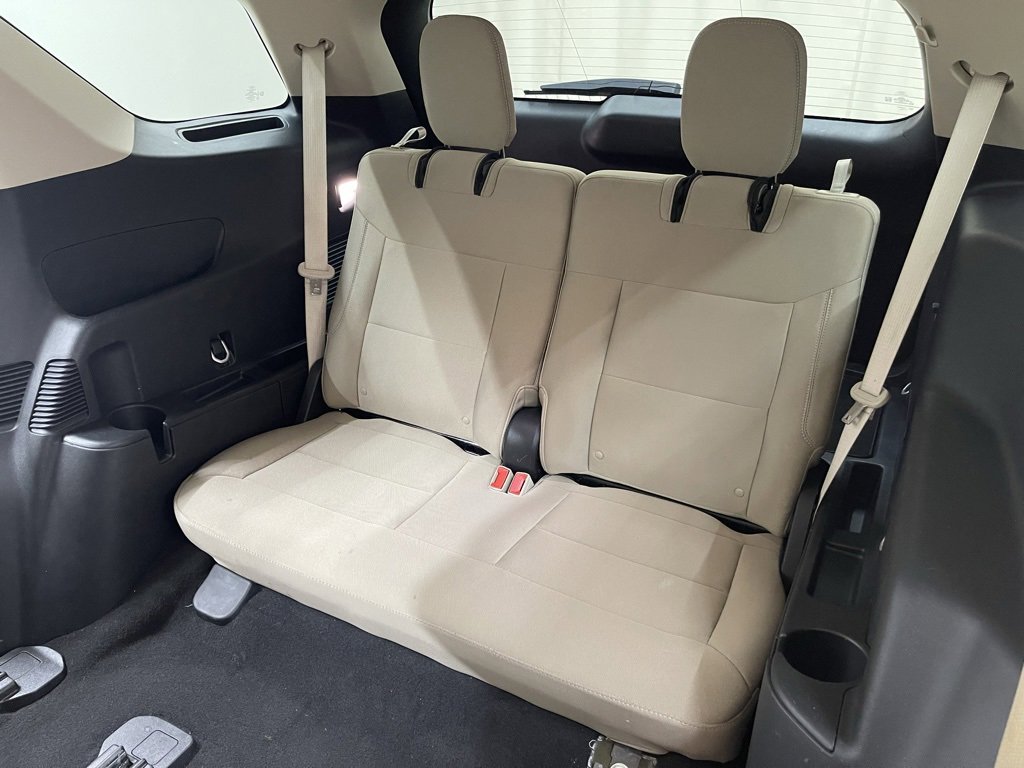Used 2023 Ford Explorer XLT image 17