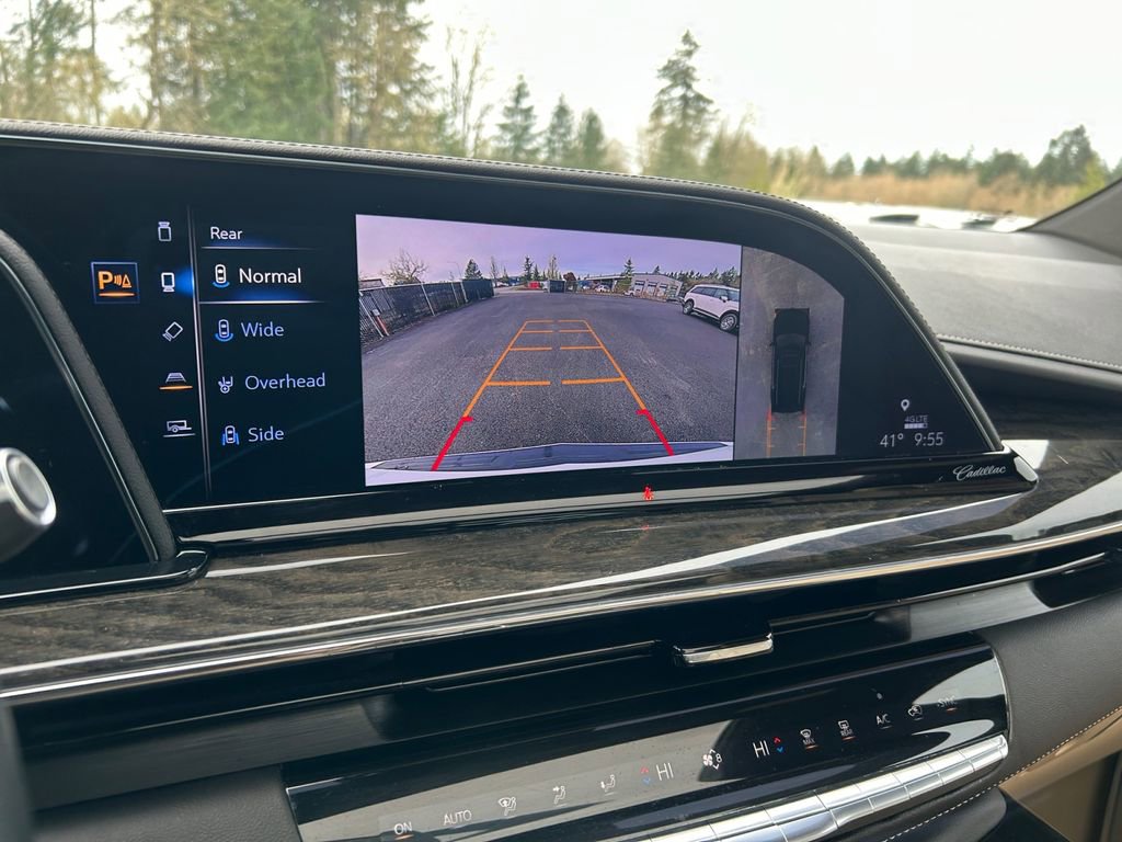 Used 2024 Cadillac Escalade Premium Luxury image 19