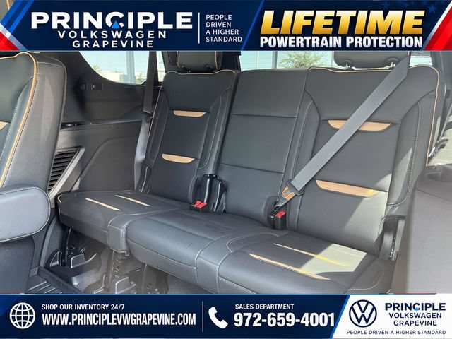 Used 2024 GMC Yukon AT4 w/ Technology Package AWD/4WD image 25