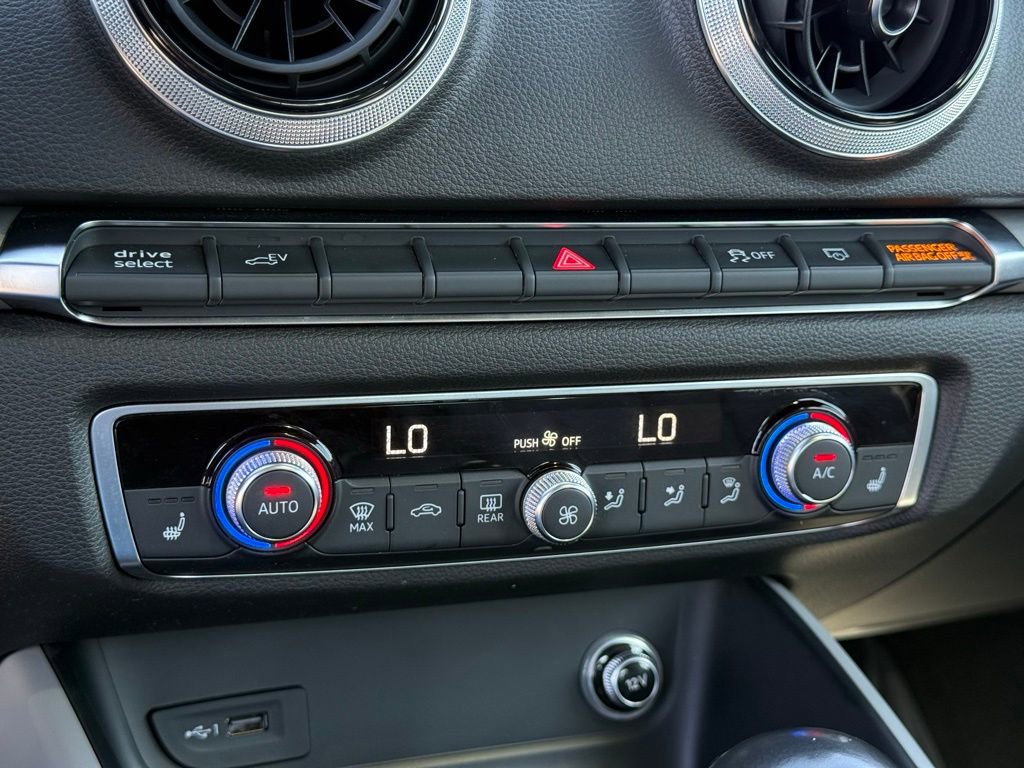 Used 2018 Audi A3 e-tron Premium w/ Sport Package FWD image 10