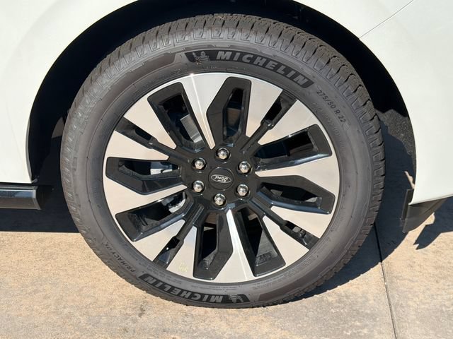 New 2025 Ford Expedition Max Platinum w/ Platinum Ultimate Package AWD/4WD image 12