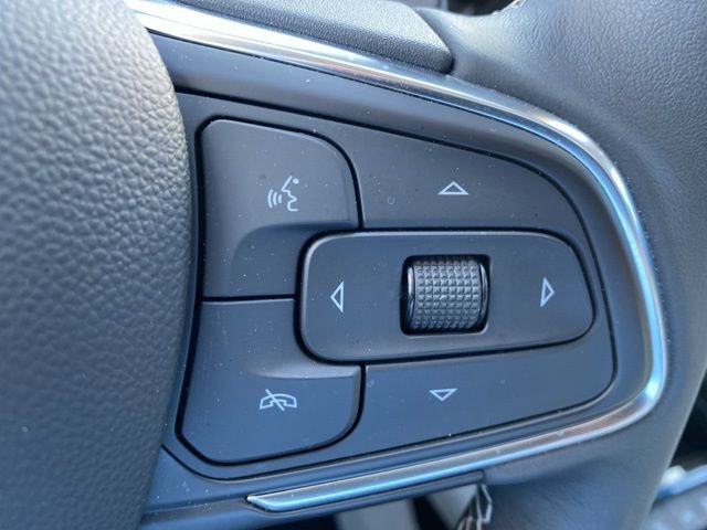 Used 2023 Buick Envision Avenir image 25