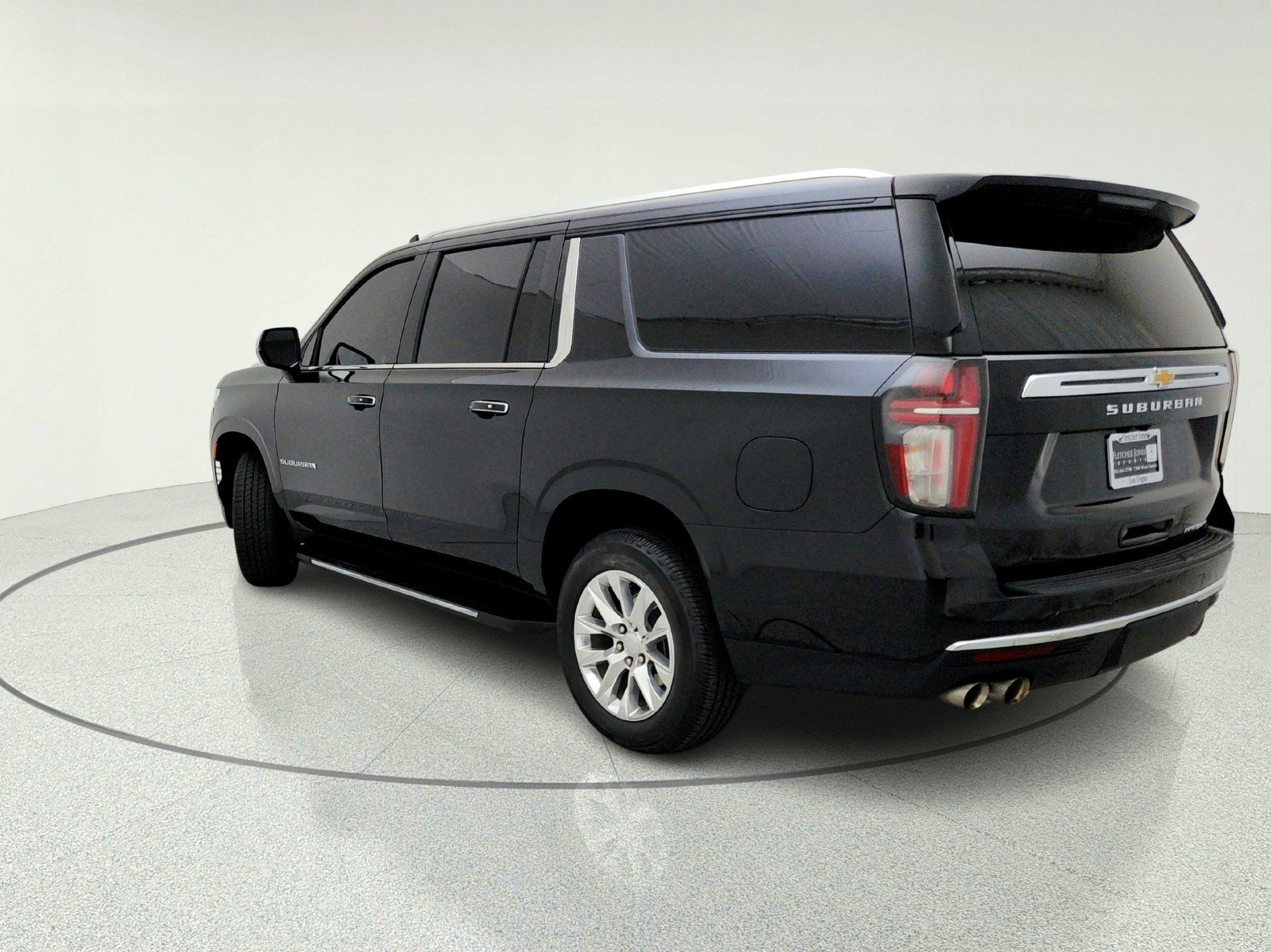 Used 2023 Chevrolet Suburban Premier RWD image 12