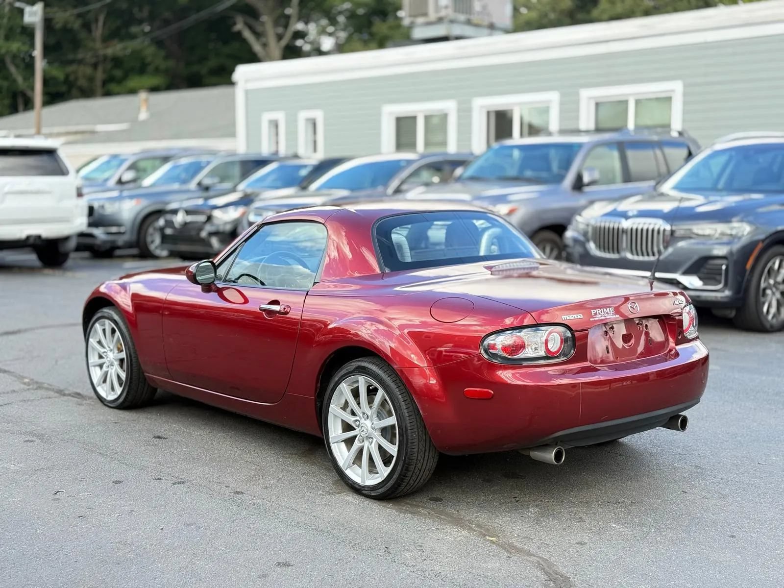 Used 2007 MAZDA MX-5 Miata Grand Touring w/ Premium Pkg RWD image 9