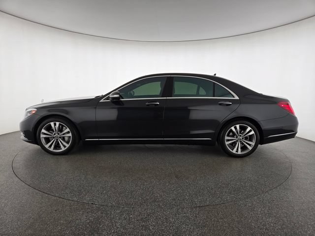 Used 2017 Mercedes-Benz S 550 Sedan image 29
