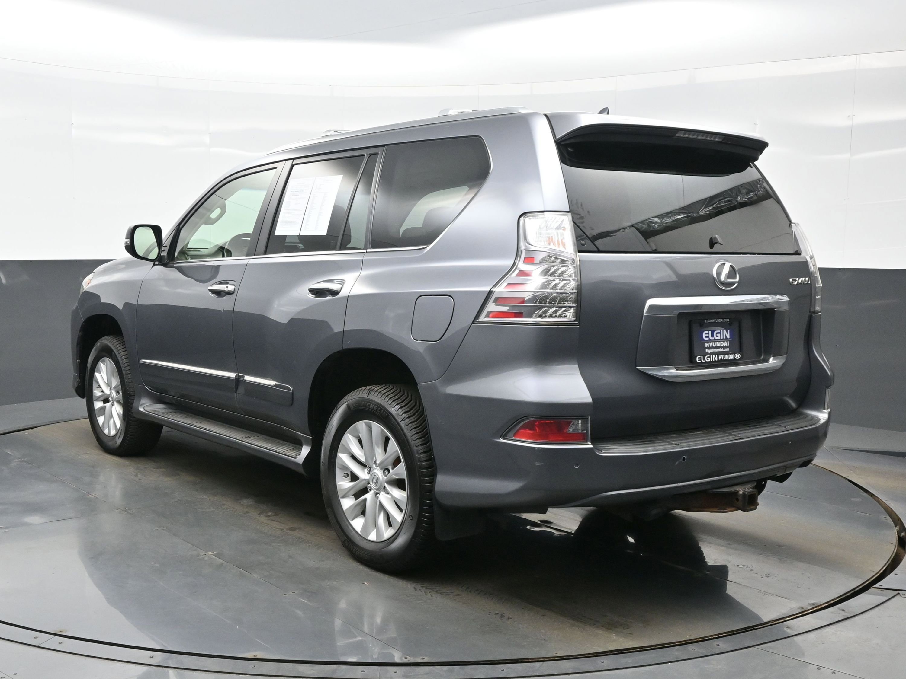 Used 2015 Lexus GX 460 w/ Premium Package image 4