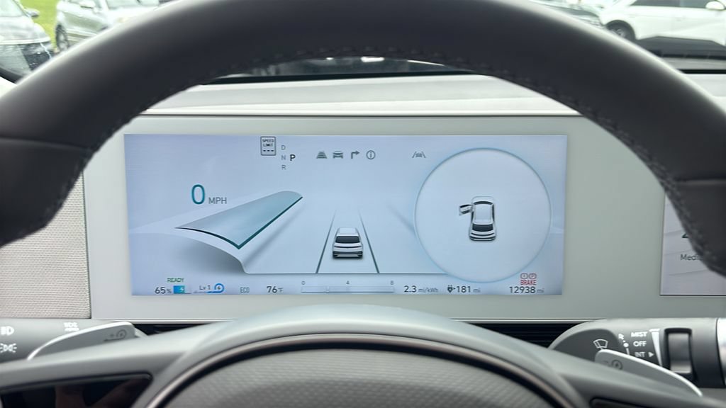 Used 2024 Hyundai Ioniq 5 SE AWD/4WD image 16