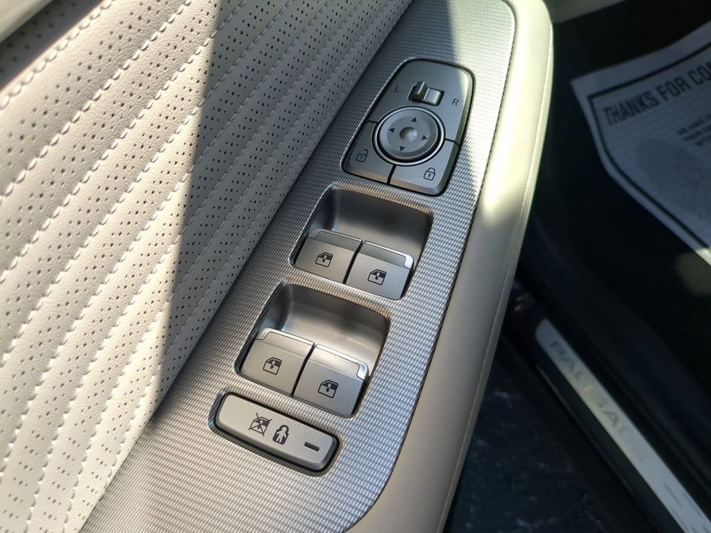 Used 2024 Hyundai Palisade Calligraphy FWD image 18