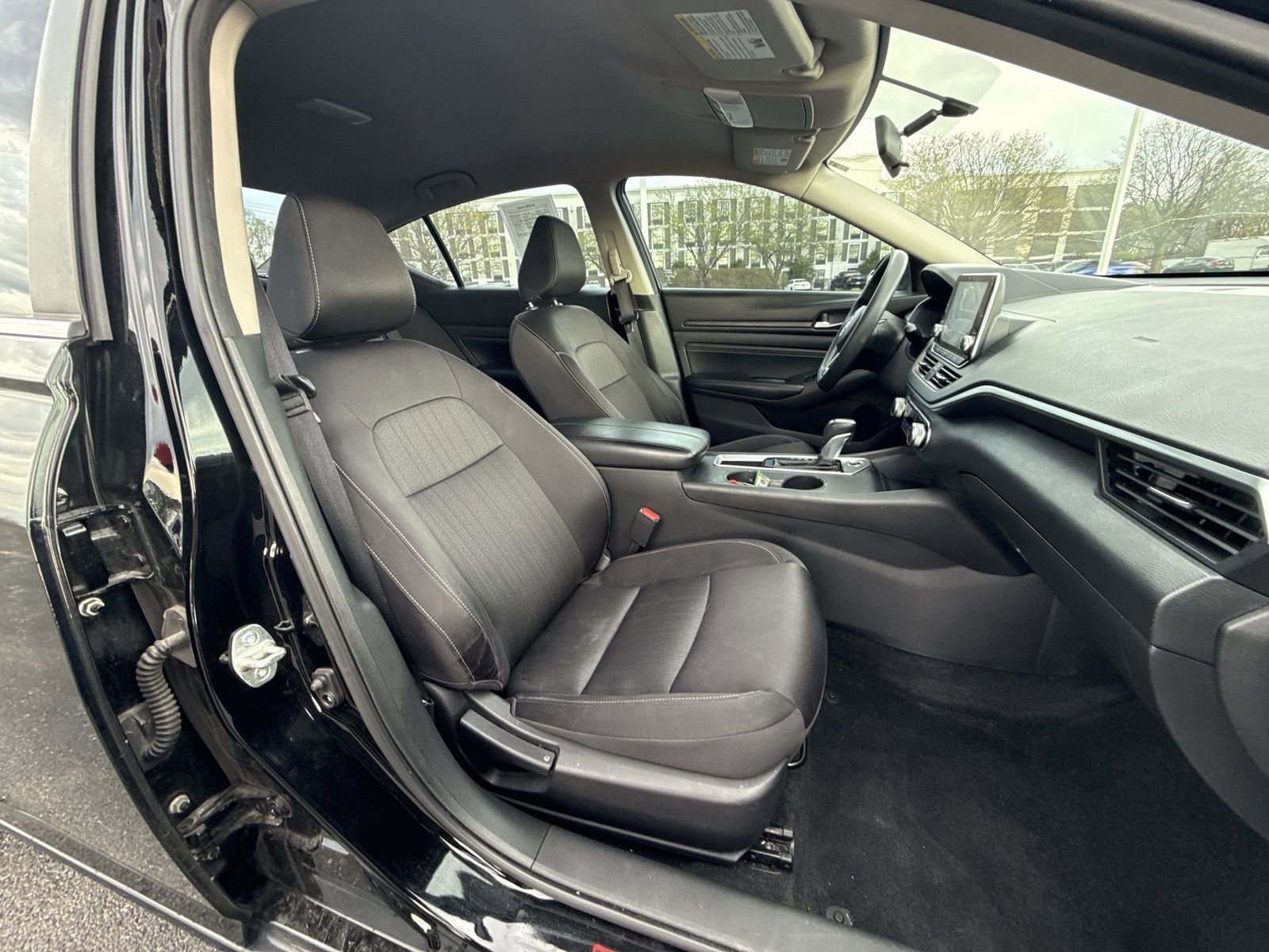 Used 2019 Nissan Altima 2.5 S FWD image 23