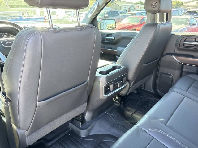 Used 2022 GMC Sierra 1500 SLT w/ SLT Premium Plus Package AWD/4WD image 17