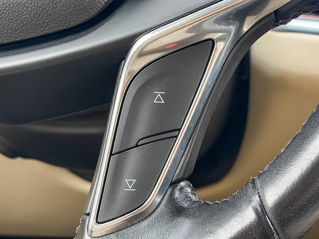 Used 2019 Cadillac XT5 Luxury FWD image 17