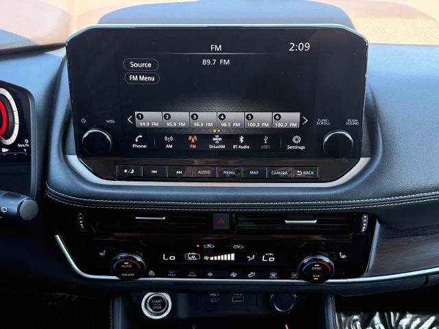 Used 2022 Nissan Rogue Platinum w/ Head-Up Display Package FWD image 17