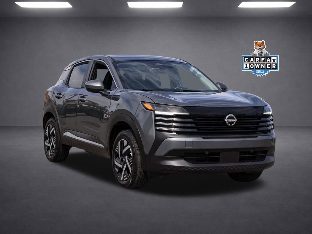 Used 2025 Nissan Kicks SV FWD image 2