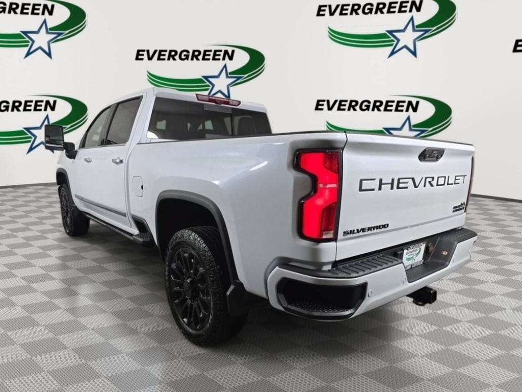 New 2026 Chevrolet Silverado 2500 High Country w/ High Country Premium Package AWD/4WD image 3