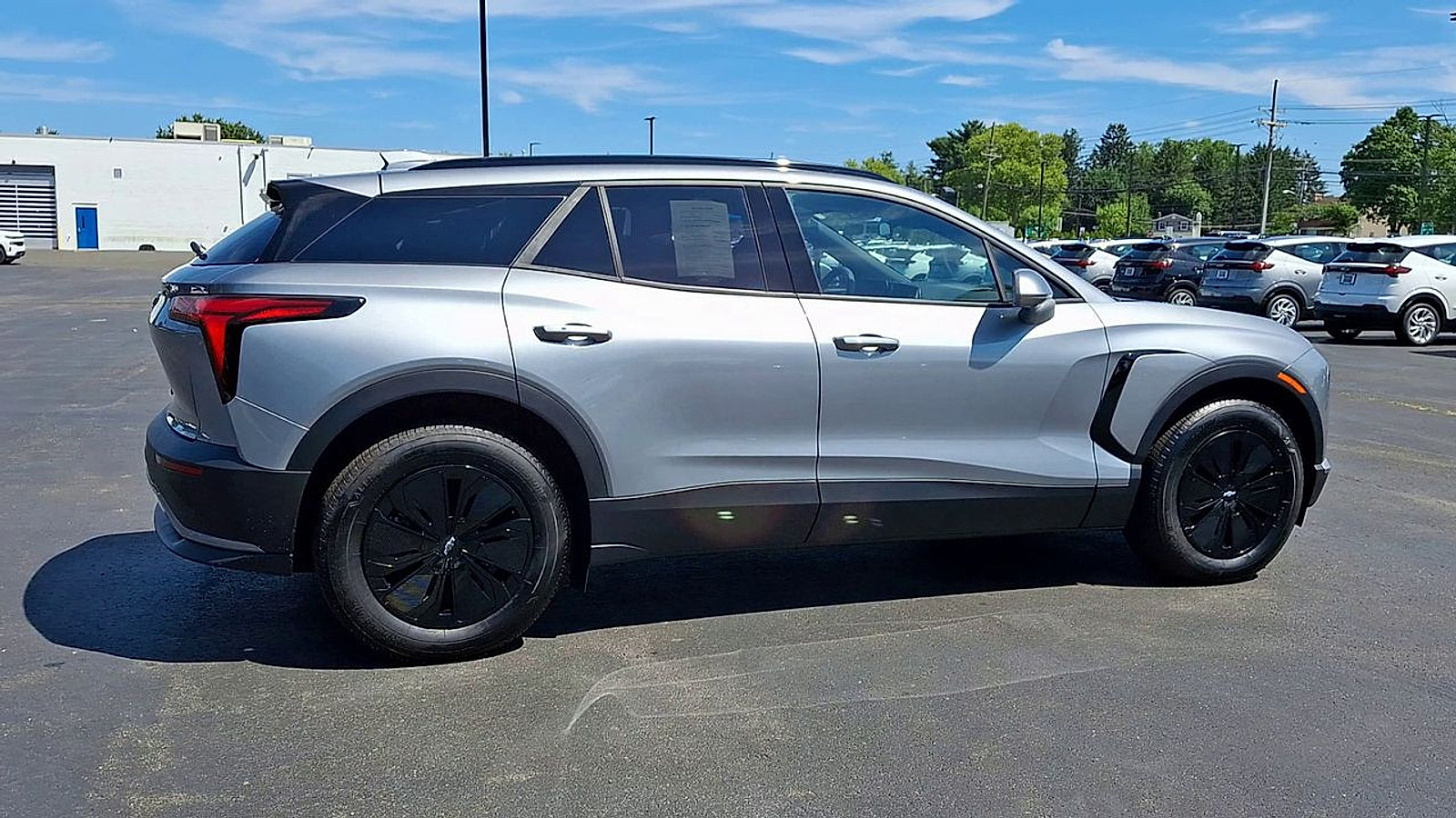 New 2026 Chevrolet Blazer EV LT w/ Midnight/Sport Edition FWD image 3