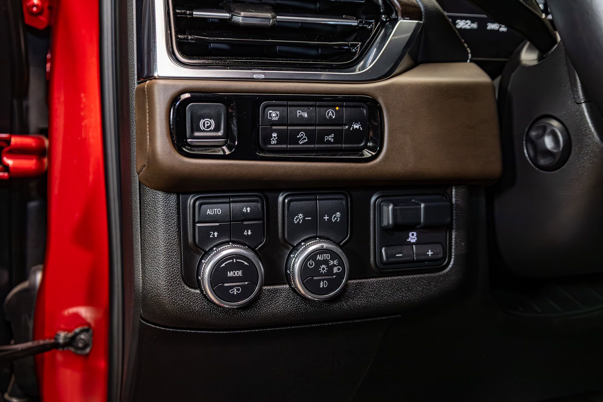 Used 2025 GMC Yukon Denali Ultimate image 17