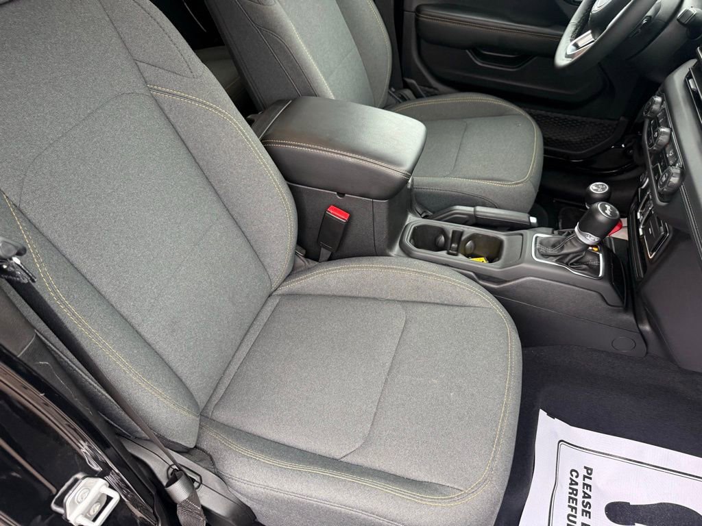 Used 2025 Jeep Wrangler Unlimited Sahara image 49