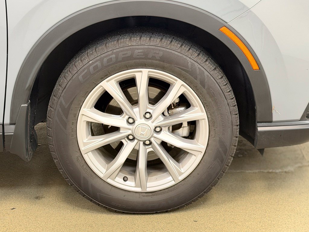 Used 2025 Honda CR-V EX-L image 4