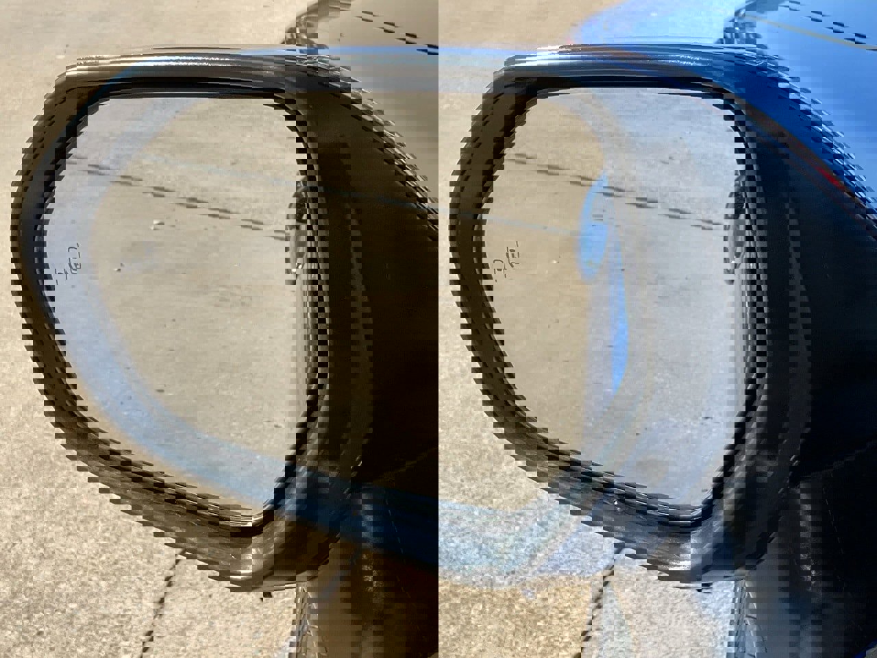 Used 2025 Toyota Camry SE image 11