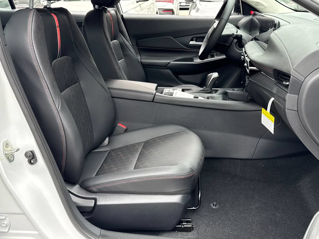 New 2026 Nissan Sentra SR w/ SR Premium Package FWD image 21