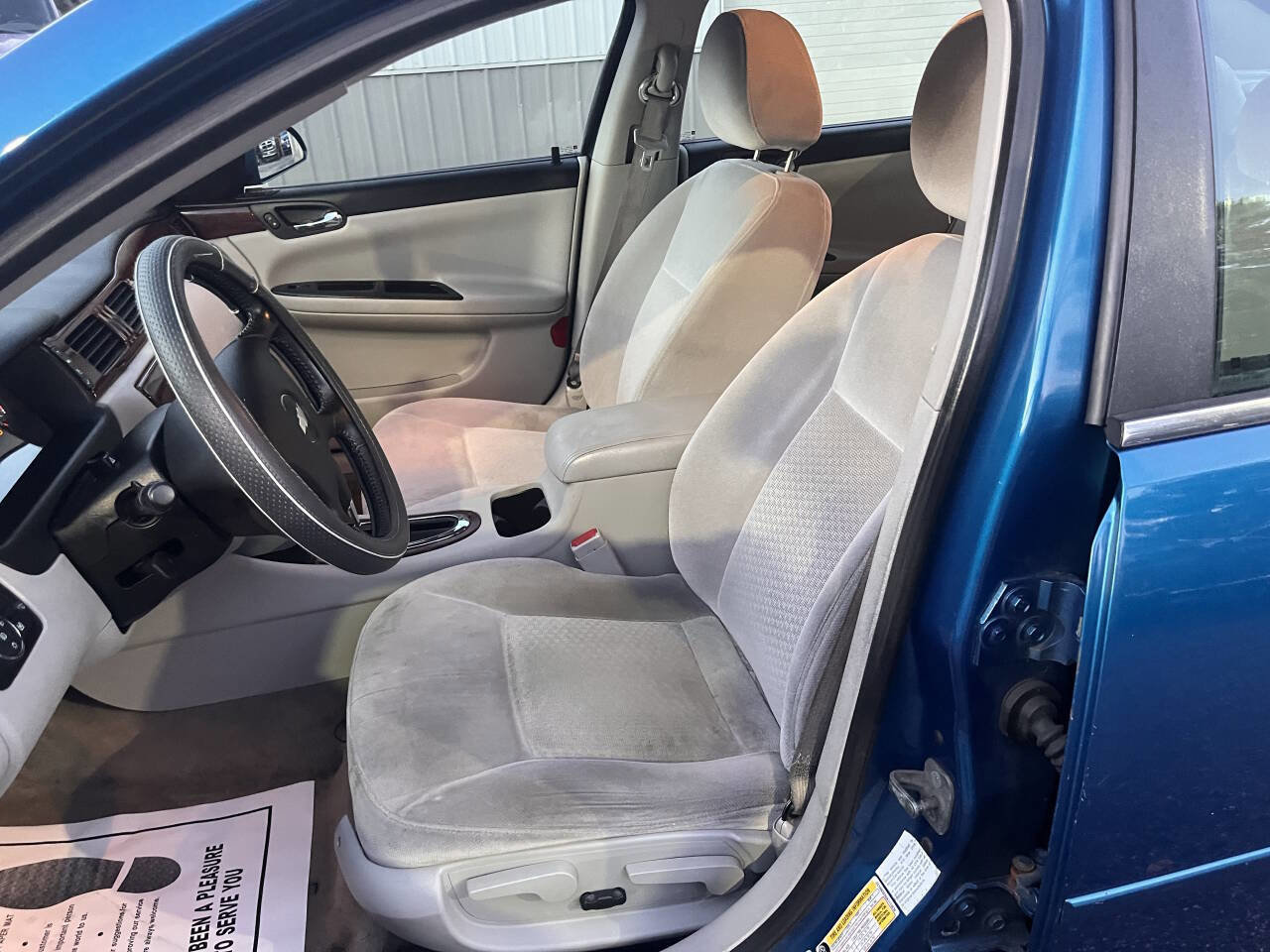 Used 2010 Chevrolet Impala LT image 13