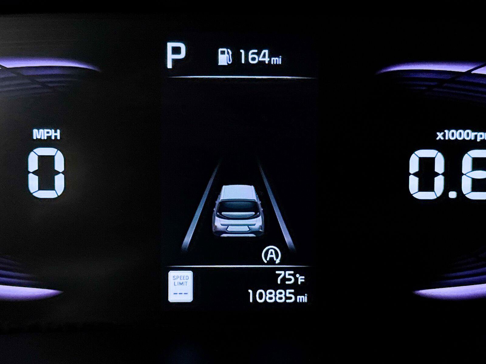 Used 2025 Kia Soul LX w/ LX Technology Package FWD image 34