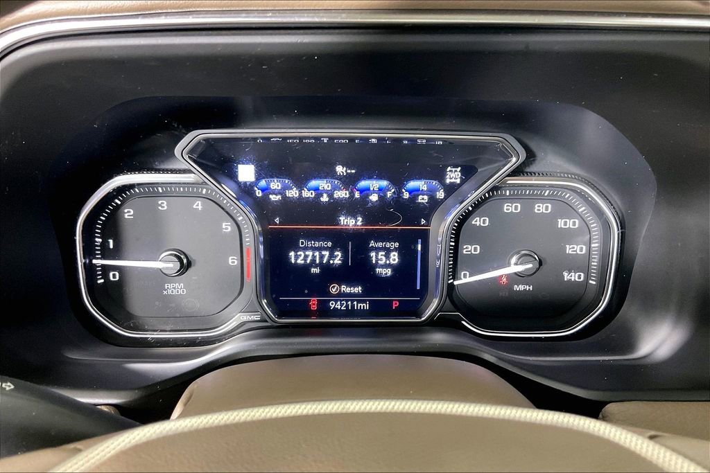 Used 2021 GMC Yukon Denali w/ Denali Ultimate Package image 30