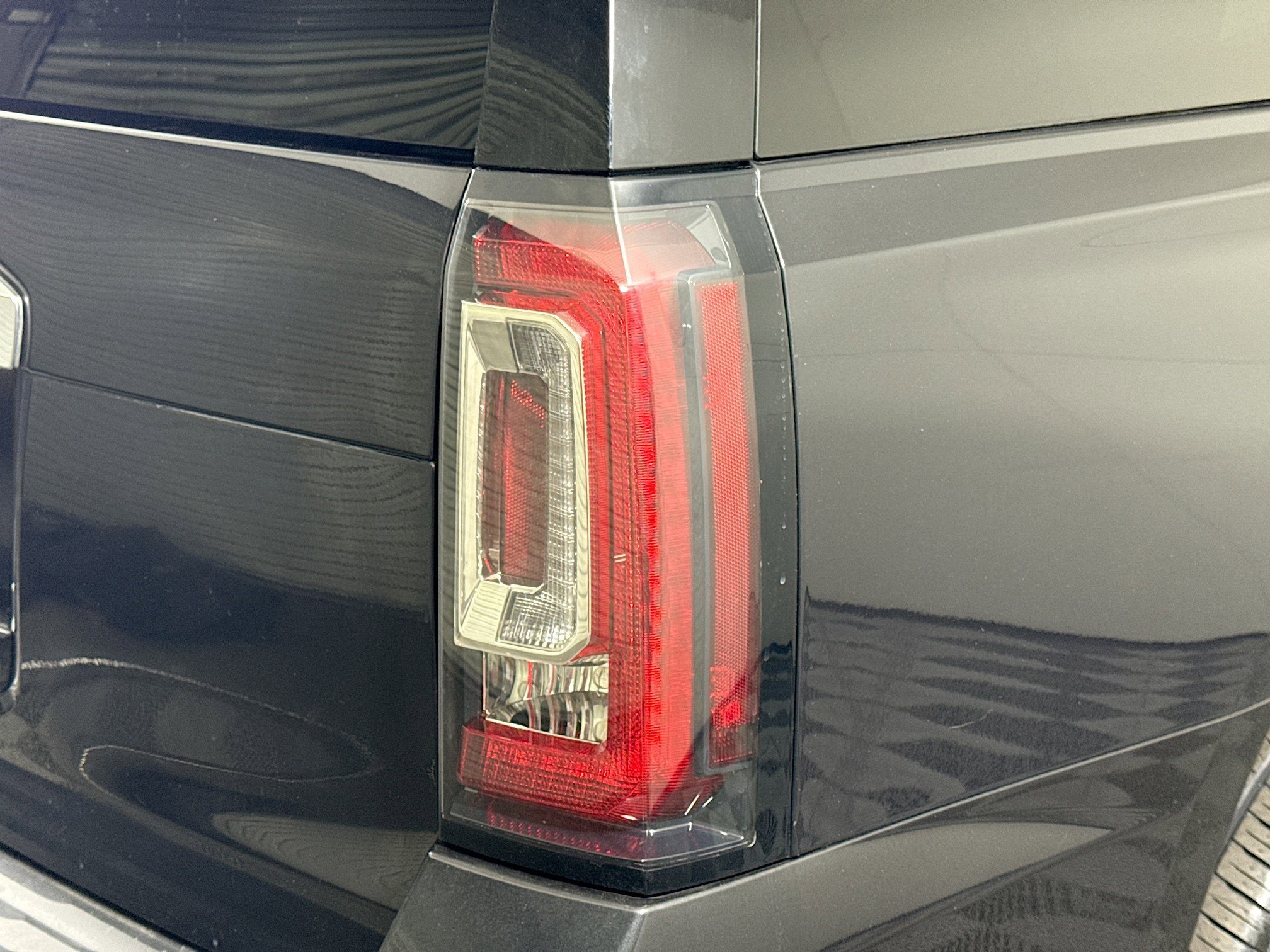 Used 2020 GMC Yukon Denali w/ Denali Ultimate Package image 33