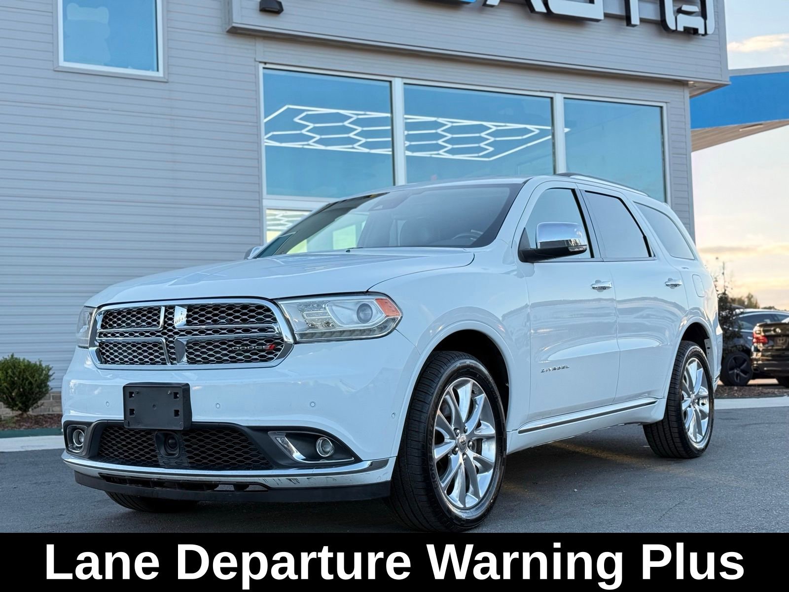 Used 2019 Dodge Durango Citadel w/ Technology Group AWD/4WD image 10