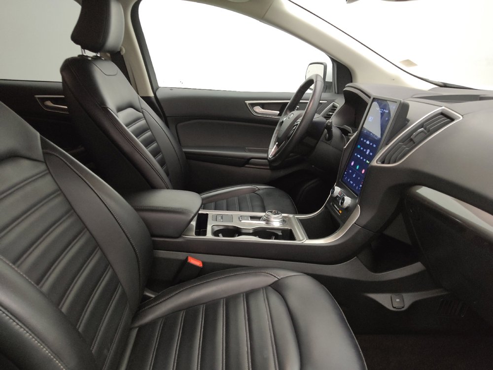 Used 2024 Ford Edge SEL image 21