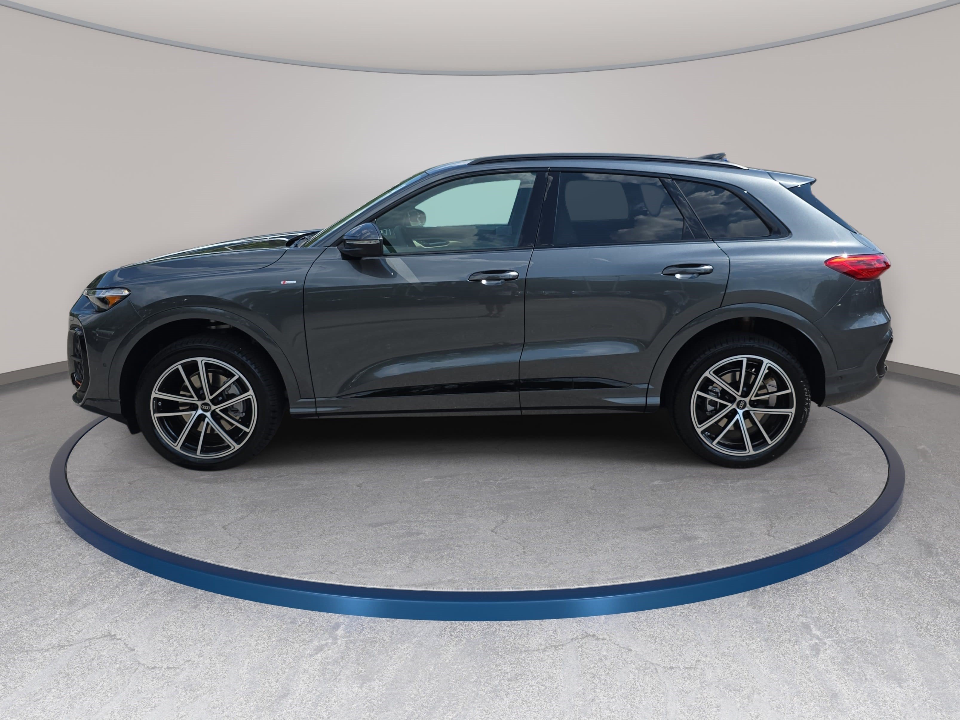 New 2026 Audi Q5 Premium Plus AWD/4WD image 8