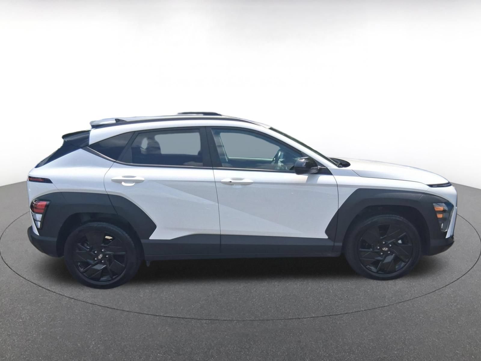 Used 2026 Hyundai Kona SEL Sport FWD image 18
